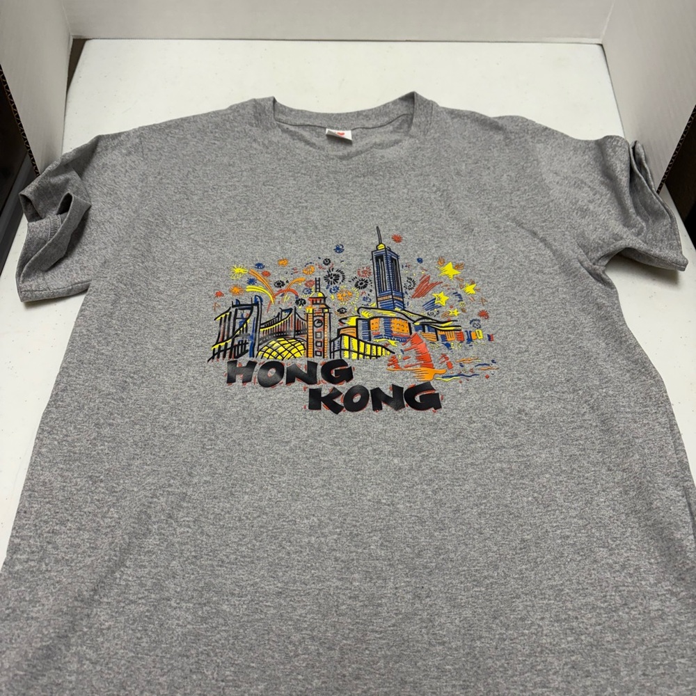 I love Hong Kong Graphic T-Shirt used pre owned